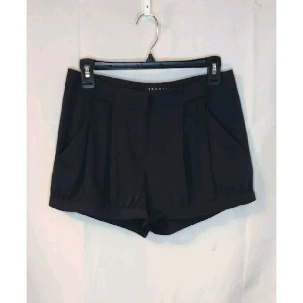 Theory Black Pleated Shorts Size 2 Pockets Banded Hem Silk Blend